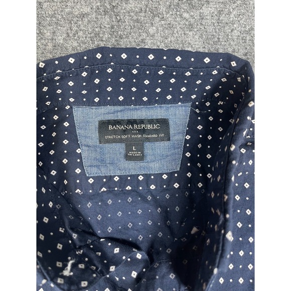 Banana Republic Stretch Soft Wash Button up - Button down collar Men's Large SS - Picture 3 of 8